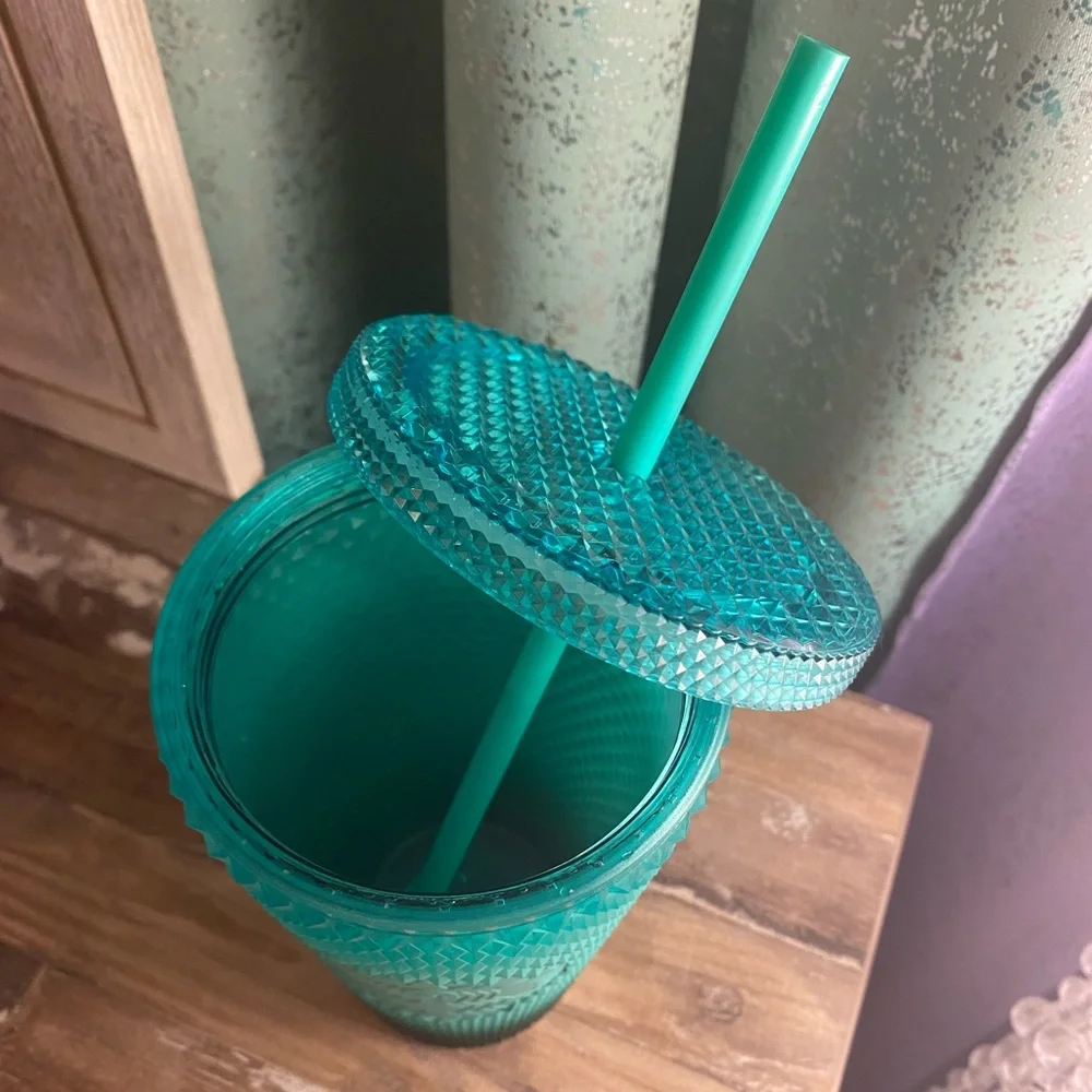 Starbucks Green Gradient Studded Tumbler Fall Winter Holiday 2022 - Picture 5 of 6